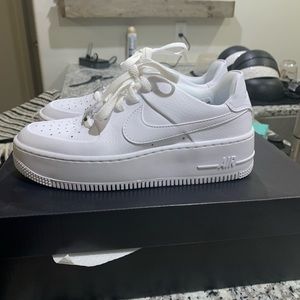 Nike Air Force 1 sage low